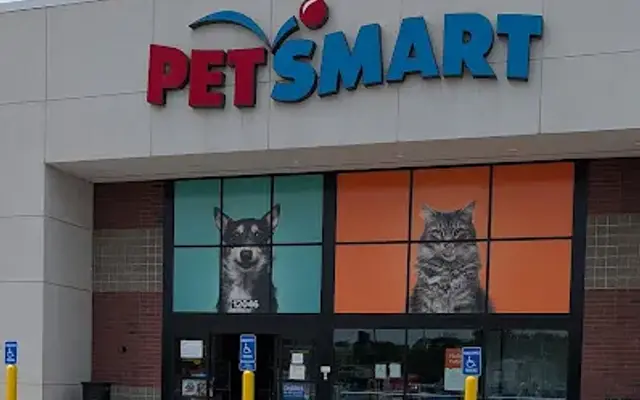 PetSmart in Bridgeton, MO