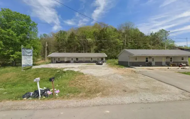 Pawsitively Purrfect in Burkesville, KY