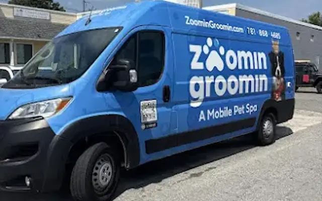 Zoomin Groomin in Burlington, MA