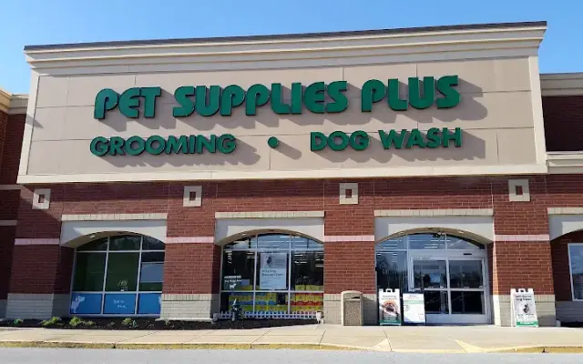Pet Supplies Plus Fairlawn in Fairlawn, OH