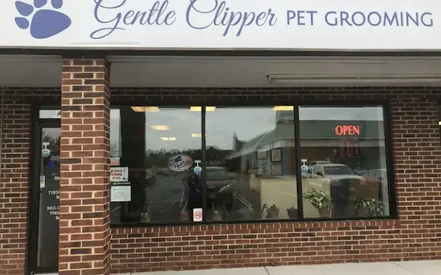 Gentle Clipper Pet Grooming in Hayes, VA