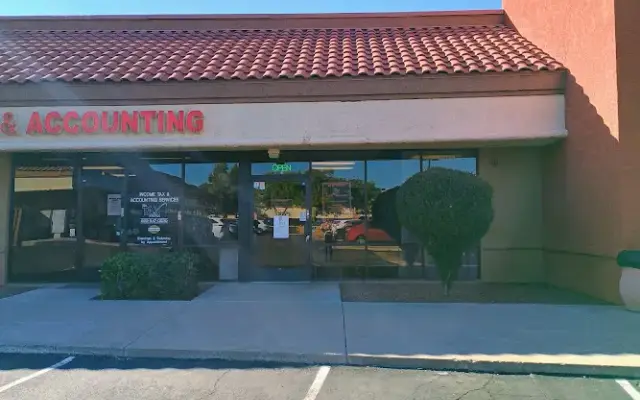 Bougie Dog Boutique in Glendale, AZ