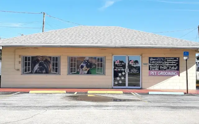 Love-N-Care Pet Salon in Lake Alfred, FL