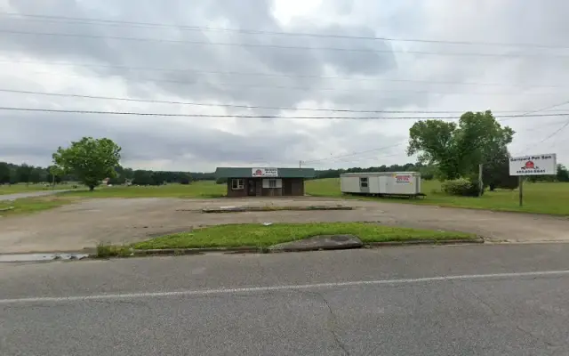 Barnyard Pet Spa in Chickamauga, GA