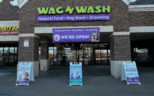 Wag N' Wash Natural Pet Food & Grooming in Rochester, MI