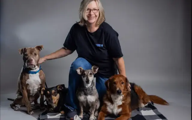 Bark University Inc in Mundelein, IL