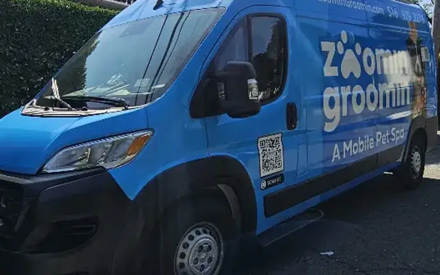 Zoomin Groomin in East Norwich, NY