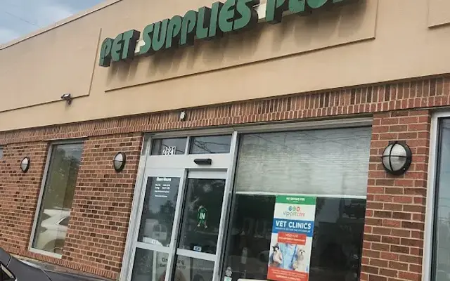 Pet Supplies Plus Dearborn in Dearborn, MI