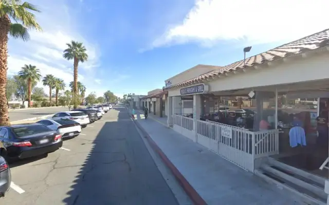 Love and Kisses in Palm Desert, CA