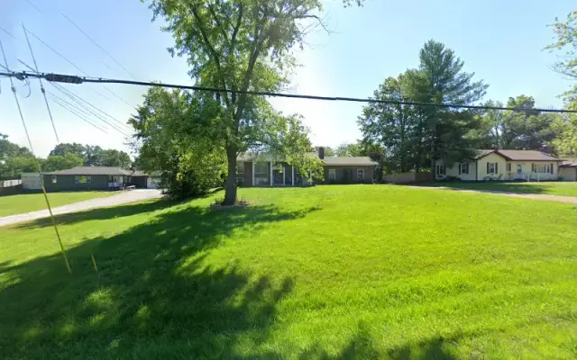 Britt’s Clips in Festus, MO