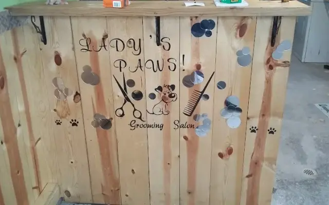 Lady's Paws in Collins, OH