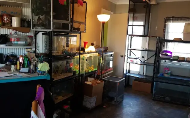 Plus Pet's in Carmi, IL