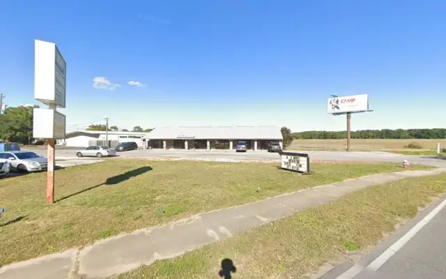 Lisa's Pet Palace in Pensacola, FL