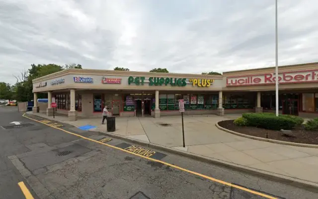 Pet Supplies Plus Valley Stream Grooming in Valley Stream, NY