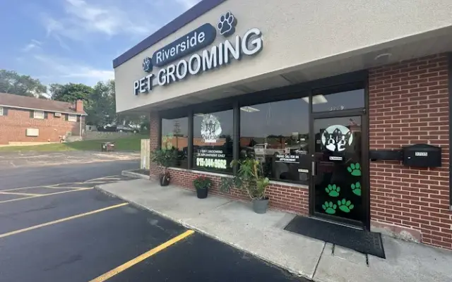Riverside Pet Grooming in McHenry, IL