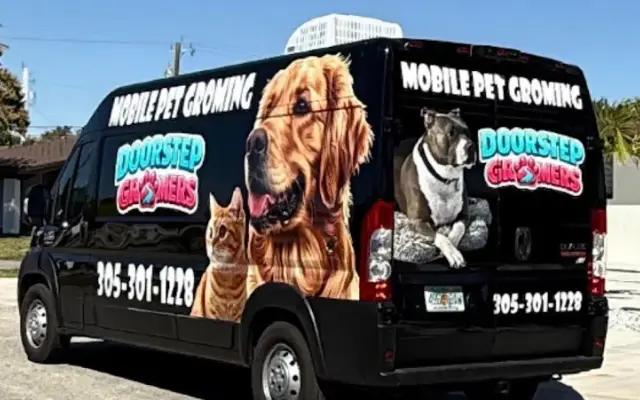 Doorstep Groomers in Miami, FL