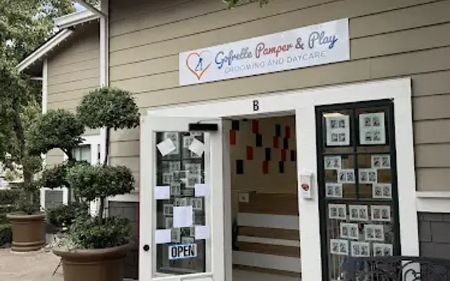 Gofrette Pamper & Play in Brentwood, CA