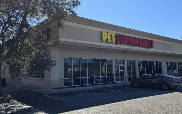 Pet Supermarket in Spring Hill, FL