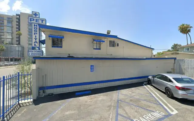 Pet Stop in North Hollywood, CA