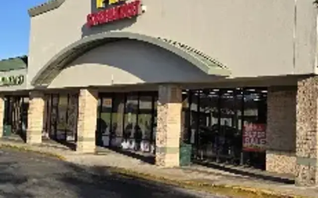 Pet Supermarket in Inverness, FL