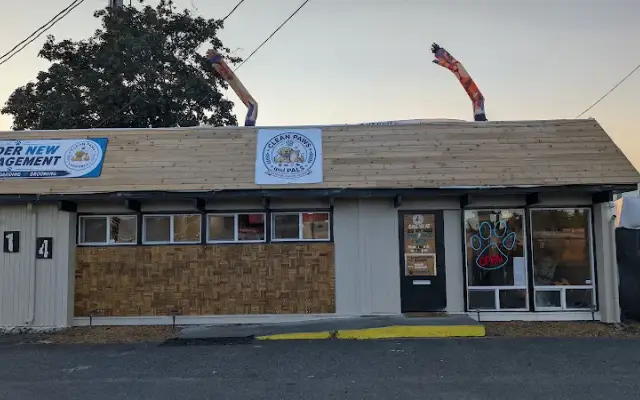 Clean Paws And Pals in Lakewood, WA