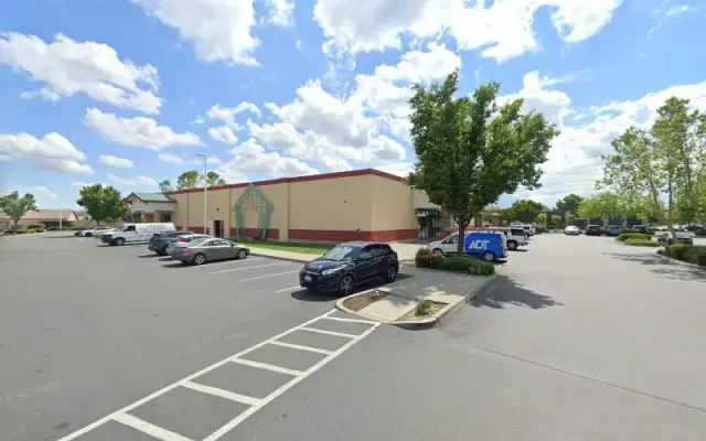 Pet Supplies Plus Turlock Grooming in Turlock, CA
