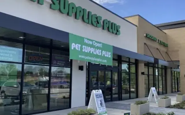 Pet Supplies Plus Pearland in Pearland, TX