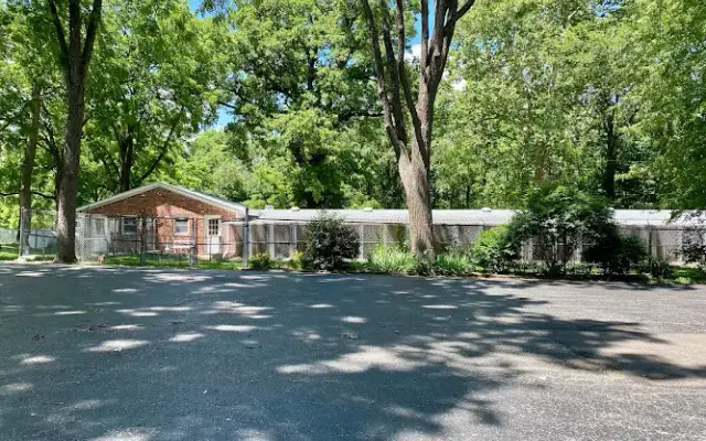 Hickory Acres Kennels in Sheridan, IN
