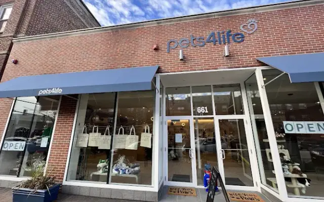 Pets4Life in Highland Park, IL