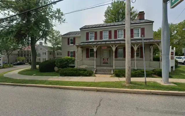 the urban Hound in Collegeville, PA