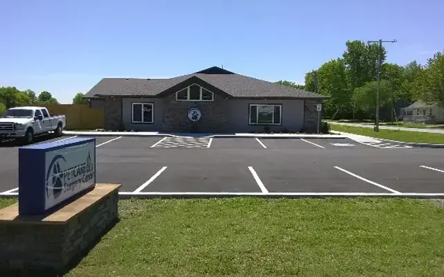 Pet Care & Surgery Center in Pittsburg, KS