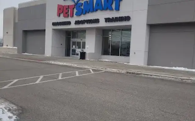PetSmart in Chicago, IL