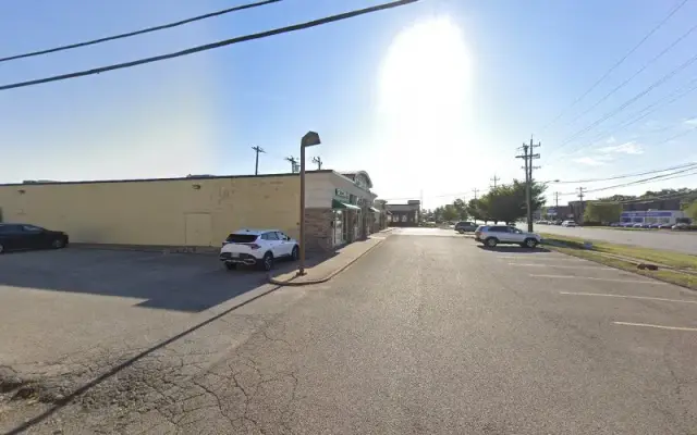 Pet Supplies Plus Cincinnati-Beechmont Grooming in Cincinnati, OH