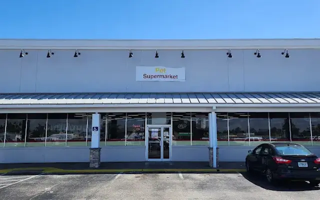 Pet Supermarket in Port Charlotte, FL
