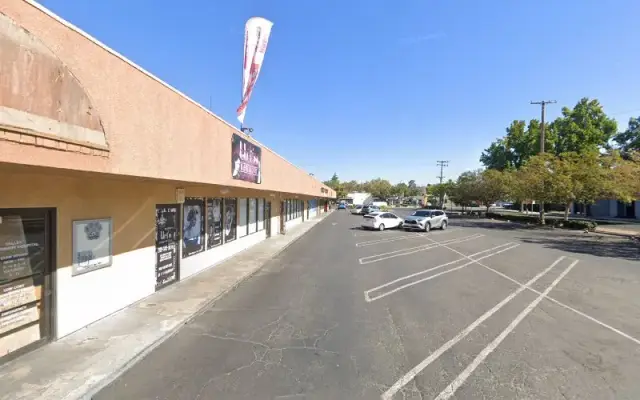 Posh Pairs Pet Salon in Modesto, CA