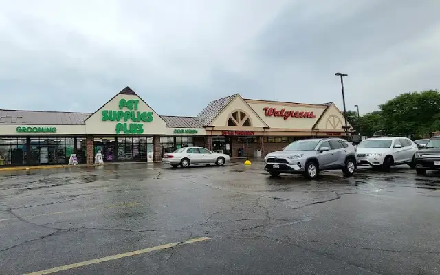 Pet Supplies Plus Kenosha in Kenosha, WI