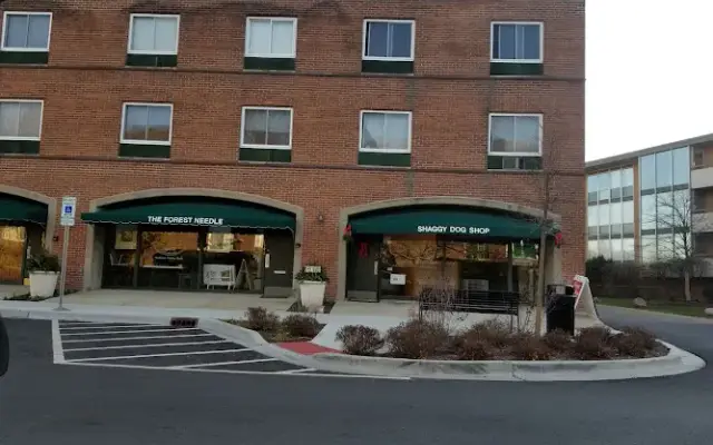 Shaggy Dog Shop Inc in Lake Forest, IL