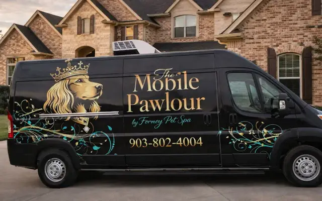 The Mobile Pawlour in Wills Point, TX