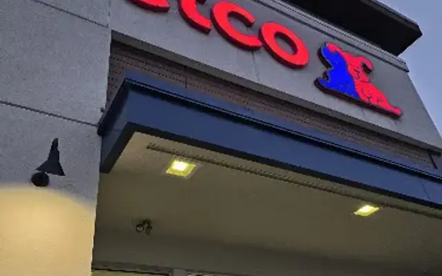 Petco in Chicago, IL