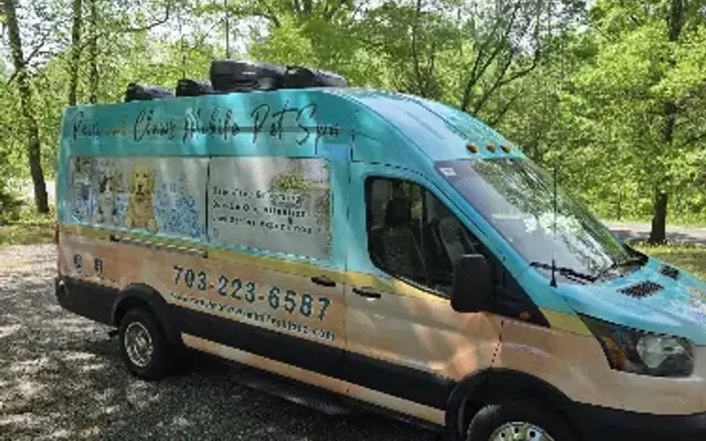 Paws And Claws Mobile Pet Spa- Mobile Groomer Fredericksburg/Fairfax in Fredericksburg, VA