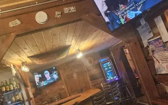 Gibby's Doghouse in Reedsville, WI