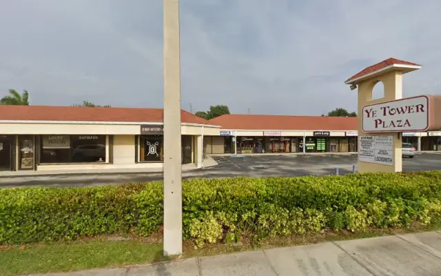 A Dog's Delight in Lantana, FL