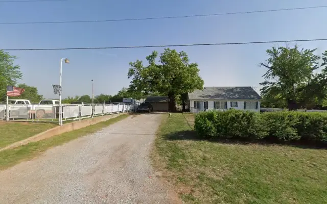 Friends of Stef Dog Grooming in Guthrie, OK