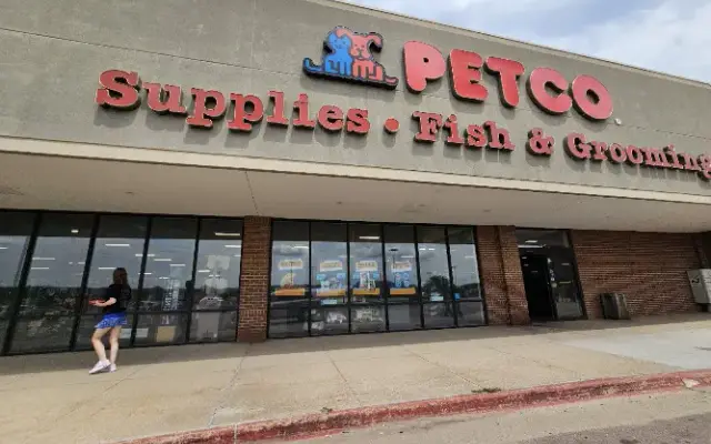 Petco in Sioux City, IA