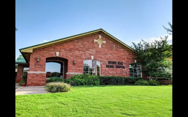 Hefner Road Animal Hospital in Oklahoma City, OK
