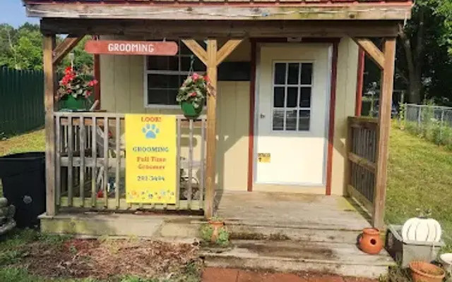 Grooming By Blair in Melbourne, AR