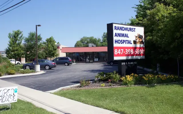 Randhurst Animal Hospital in Mt Prospect, IL