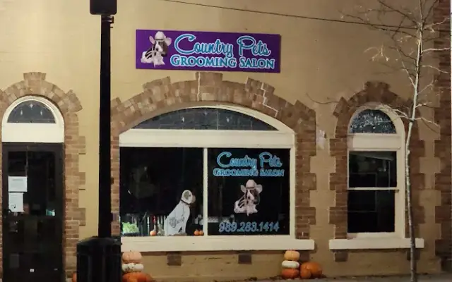 Country Pets Grooming Salon in Stanton, MI