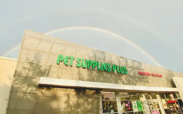 Pet Supplies Plus N. Lincoln in Chicago, IL