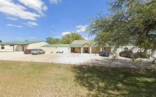 Doggie Bed & Breakfast in Temple, TX